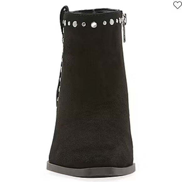 a.n.a Womens Darlin Stacked Heel Booties - Picture 5 of 9